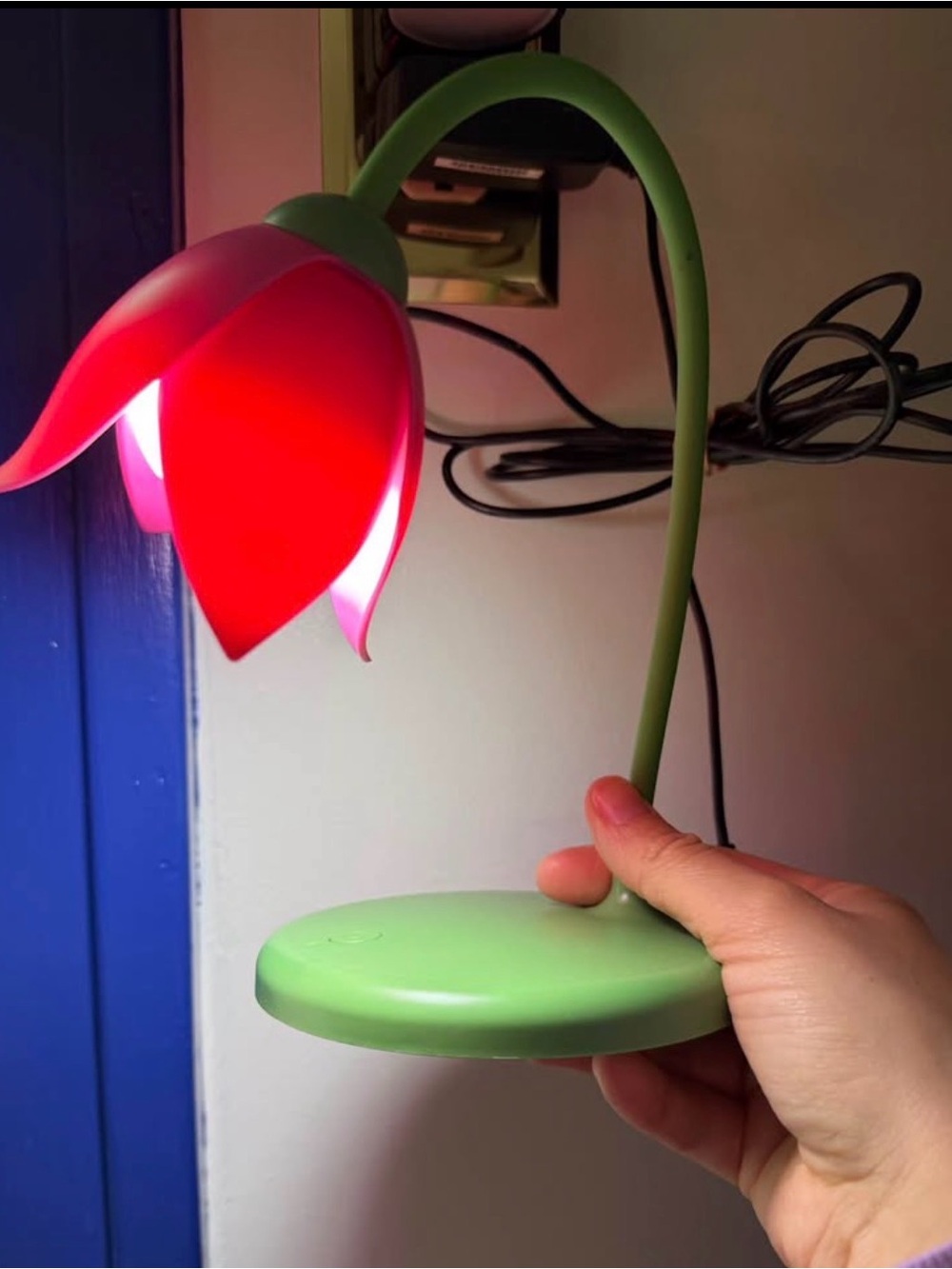 Pink Flower Desk Lamp - Picture 3 of 3